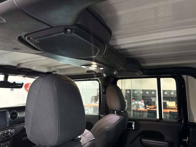 Used 2022 Jeep Gladiator Sport AWD/4WD image 37