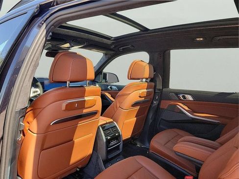 Used 2027 BMW X7 M60i w/ M Sport Professional Package AWD/4WD image 15