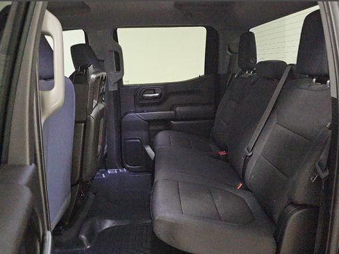 Used 2019 Chevrolet Silverado 1500 Custom w/ Custom Value Package RWD image 10