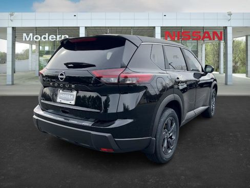 New 2026 Nissan Rogue SV image 5