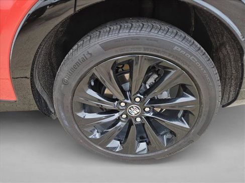 Used 2024 Buick Envista Sport Touring w/ Convenience I Package FWD image 8