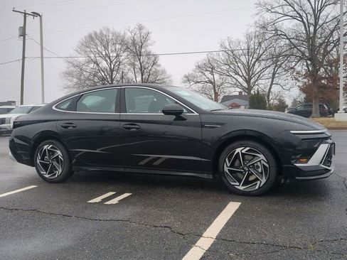 New 2026 Hyundai Sonata SEL AWD/4WD image 2