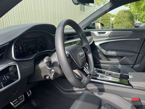 Used 2024 Audi RS 6 performance AWD/4WD image 25