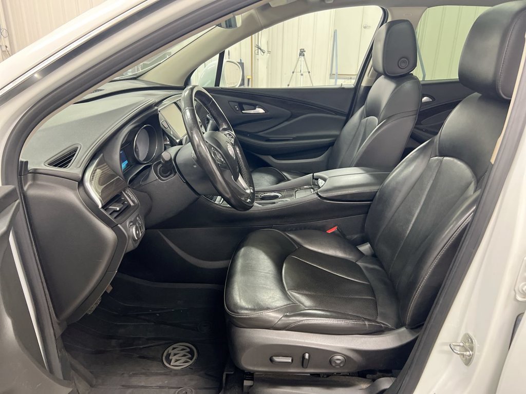Used 2020 Buick Envision Essence FWD image 20