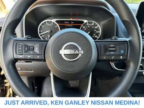 Certified 2023 Nissan Rogue SV AWD/4WD image 12