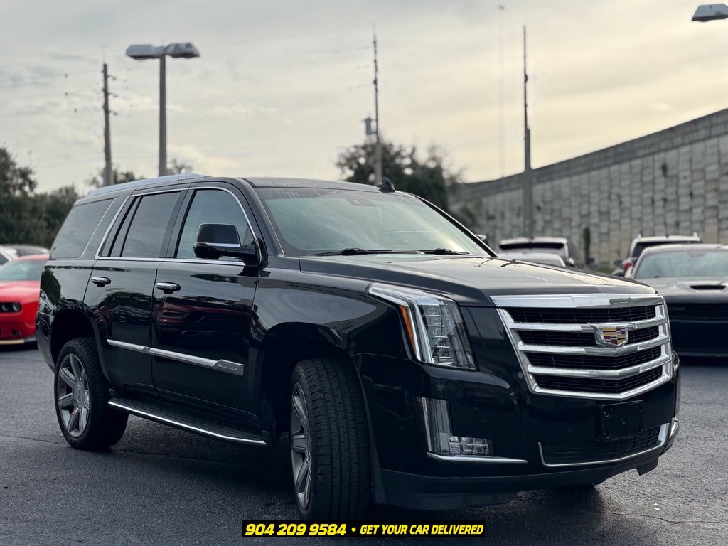 Used 2020 Cadillac Escalade Luxury AWD/4WD image 9