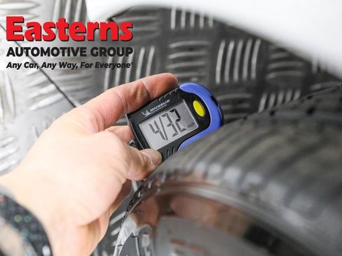 Used 2025 Toyota Camry LE image 27