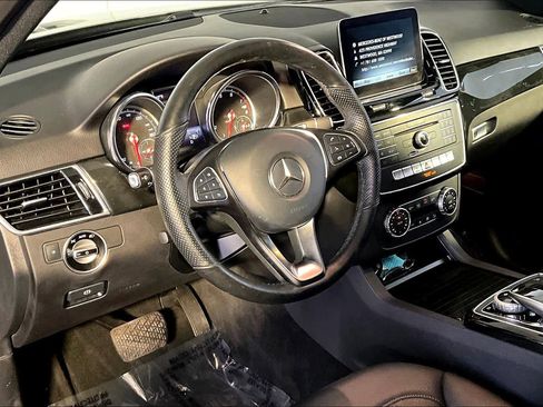 Used 2018 Mercedes-Benz GLE 350 4MATIC image 18