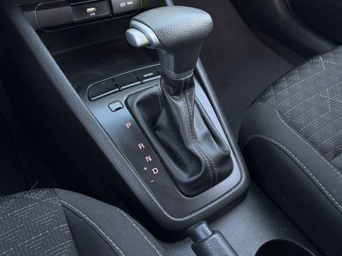 Used 2023 Kia Rio LX image 18