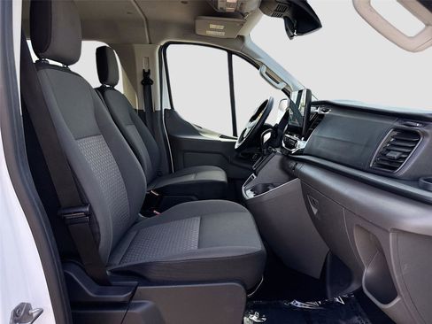 Used 2024 Ford Transit 350 XLT image 27