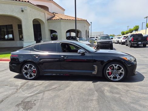 Used 2018 Kia Stinger GT1 RWD image 4
