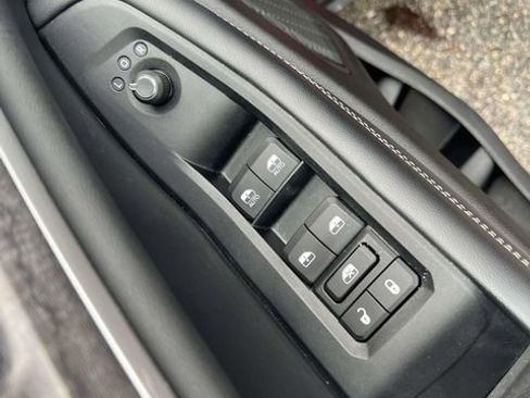 Certified 2023 Jeep Grand Cherokee Limited image 20