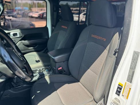 Used 2020 Jeep Gladiator Mojave AWD/4WD image 17