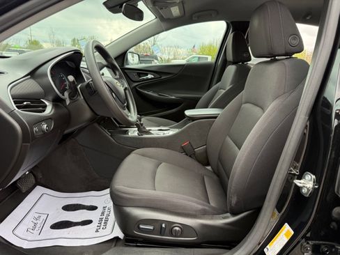 Used 2024 Chevrolet Malibu LT FWD image 25