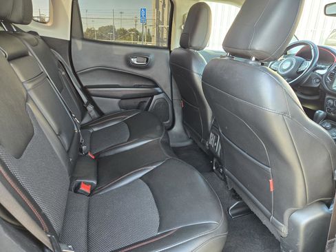 Certified 2019 Jeep Compass Trailhawk w/ Cold Weather Group image 30