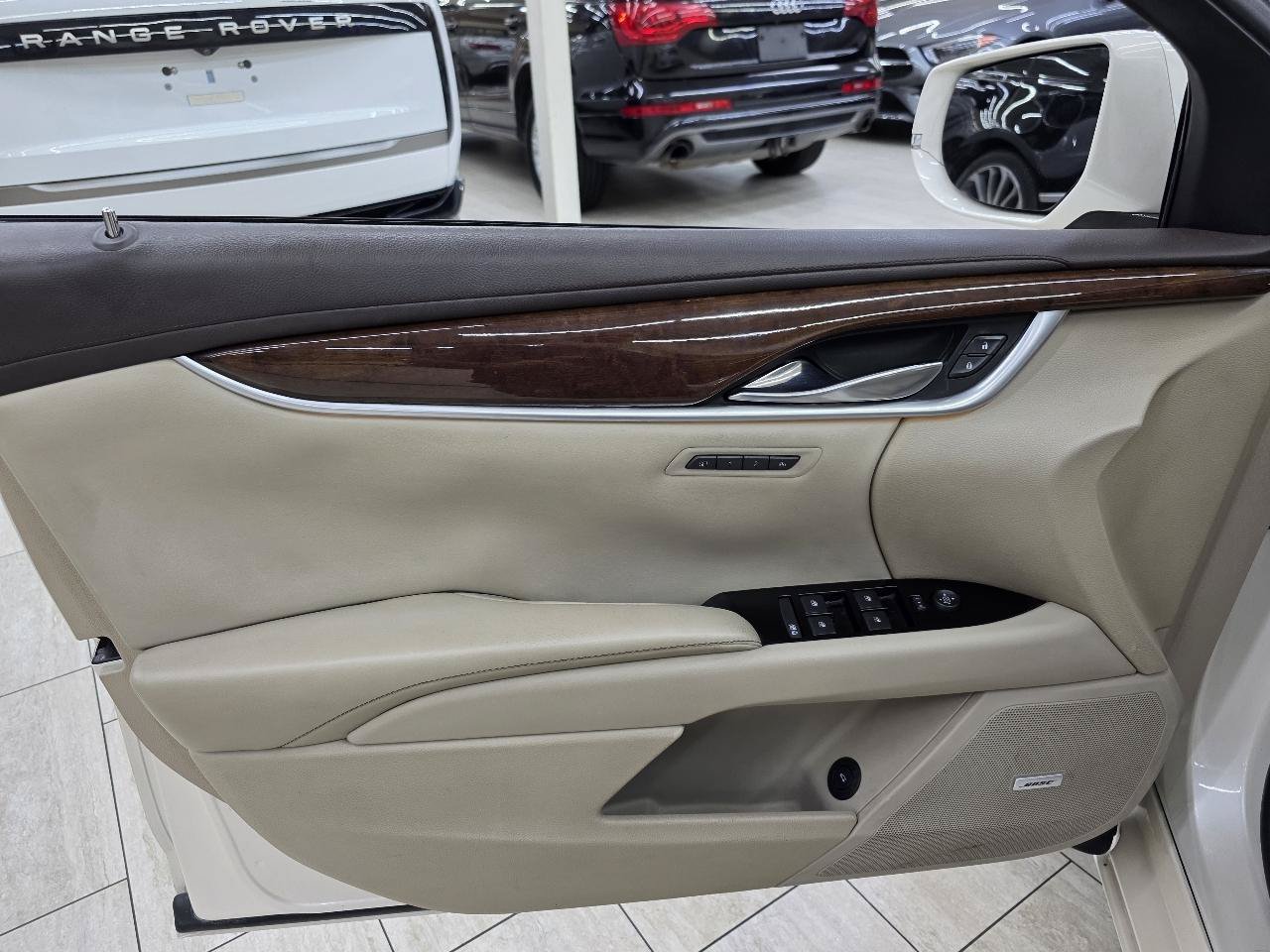 Used 2013 Cadillac XTS Luxury FWD image 39