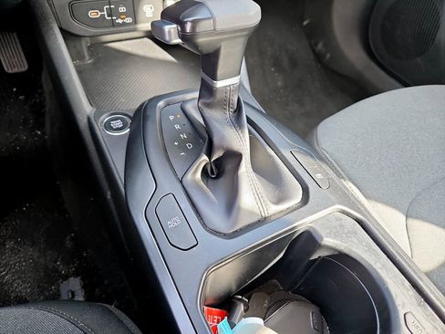 Used 2025 Kia K4 LXS image 28