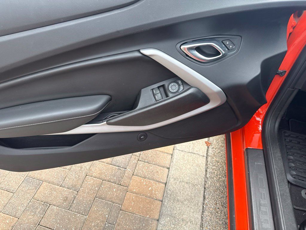 Used 2019 Chevrolet Camaro LS RWD image 11