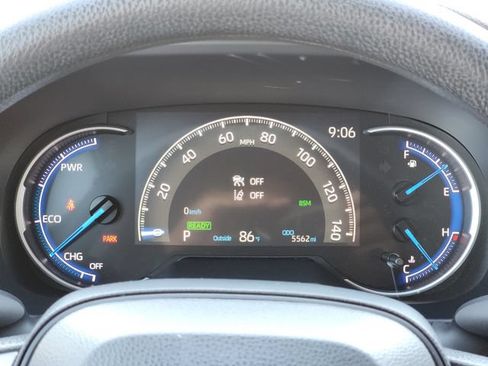 Used 2025 Toyota RAV4 XLE w/ Convenience Package AWD/4WD image 14