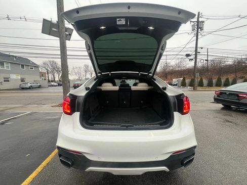 Used 2018 BMW X6 xDrive50i AWD/4WD image 9