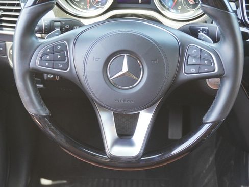 Used 2019 Mercedes-Benz GLS 550 4MATIC image 29