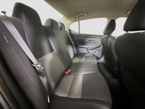 Used 2025 Nissan Sentra SV image 27