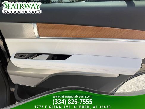 Used 2026 Cadillac Vistiq Sport w/ LPO, Floor Liner Package AWD/4WD image 28