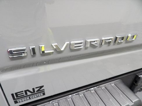 Used 2024 Chevrolet Silverado 1500 ZR2 AWD/4WD image 52