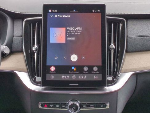 New 2026 Volvo XC90 B5 Plus AWD/4WD image 14