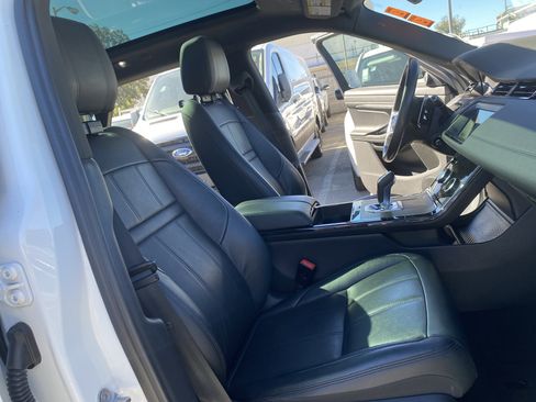 Used 2021 Land Rover Range Rover Evoque R-Dynamic S image 23