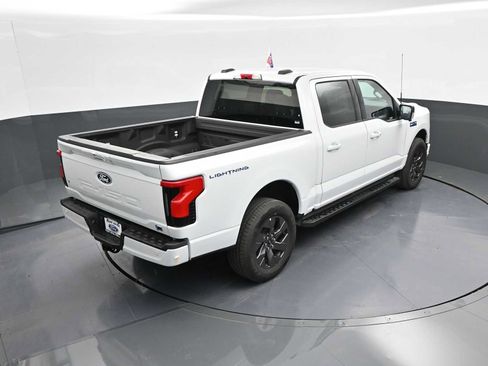 Used 2025 Ford F150 Lightning Flash image 36