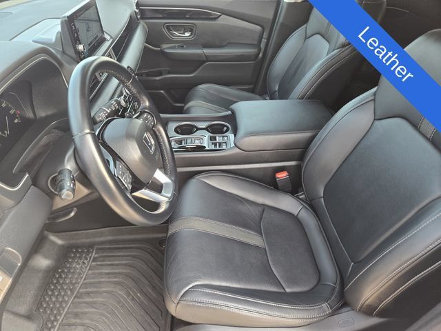 Used 2023 Honda Pilot Touring image 12