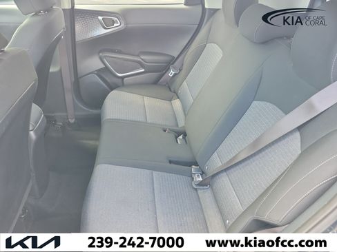 Used 2020 Kia Soul S FWD image 11