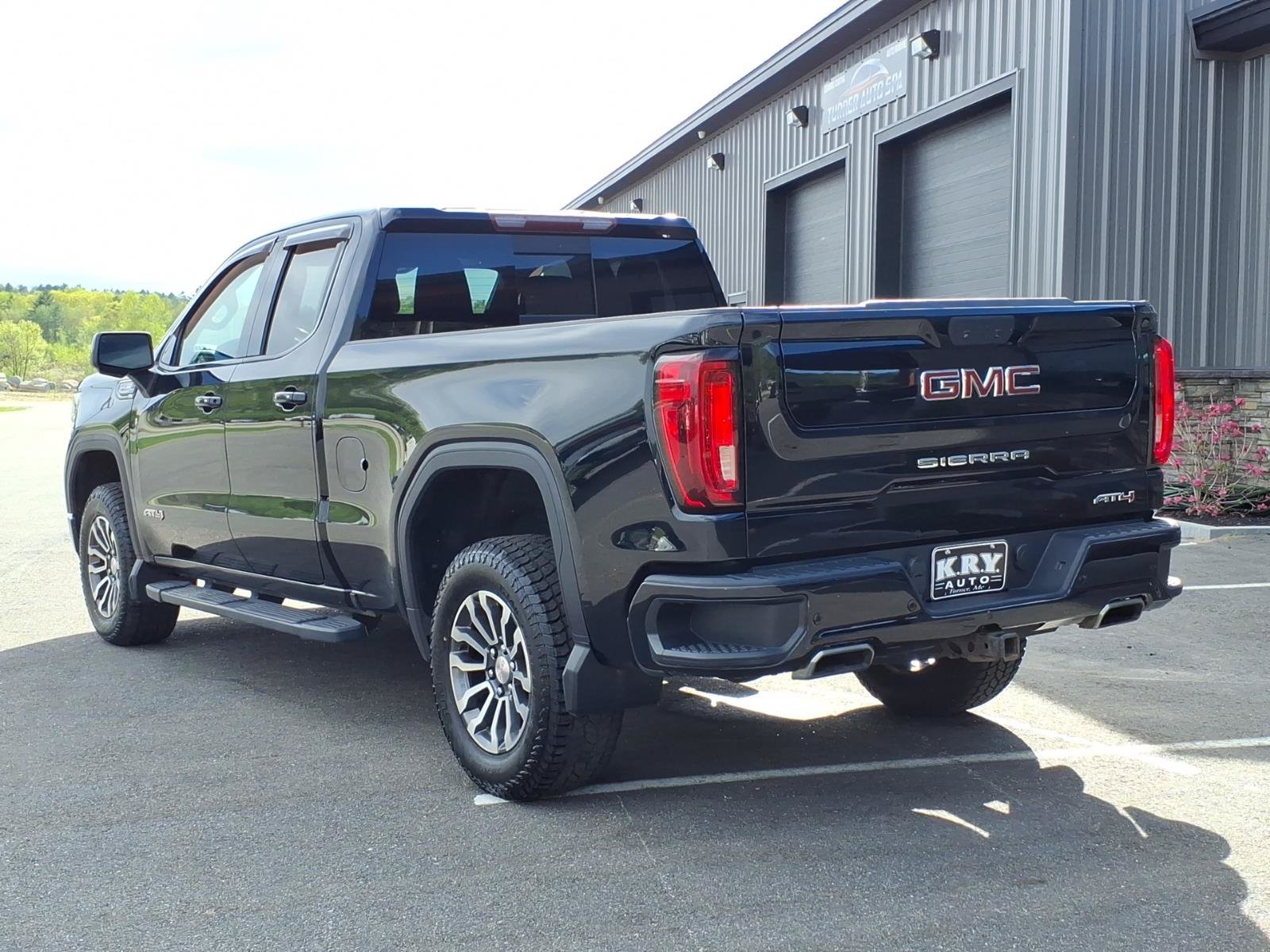 Used 2019 GMC Sierra 1500 AT4 w/ AT4 Premium Package AWD/4WD image 5