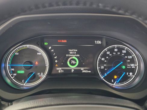 Used 2023 Toyota Venza LE AWD/4WD image 22