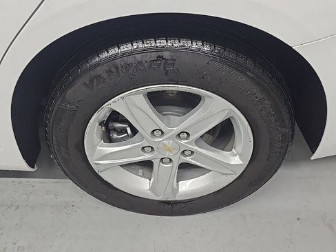 Used 2024 Chevrolet Malibu LT FWD image 28