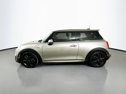 Used 2017 MINI Cooper S image 8