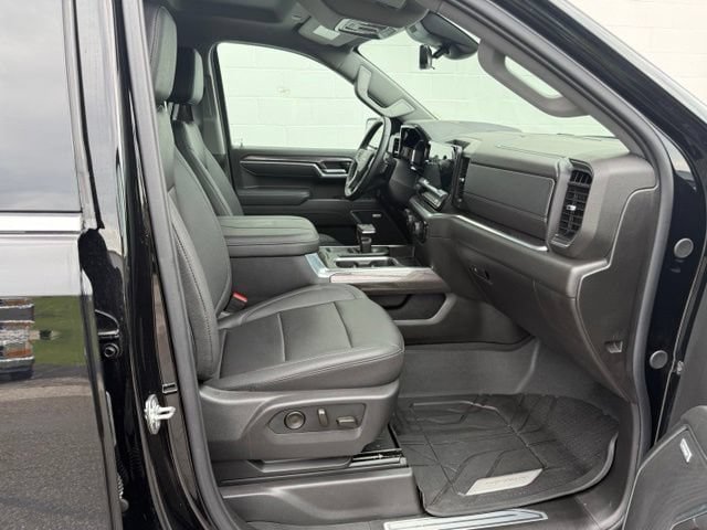 Certified 2026 Chevrolet Silverado 1500 LTZ w/ Technology Package AWD/4WD image 27