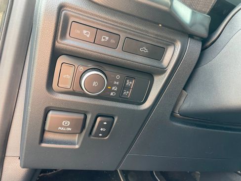 Used 2021 Ford F150 Platinum w/ Equipment Group 701A High AWD/4WD image 32