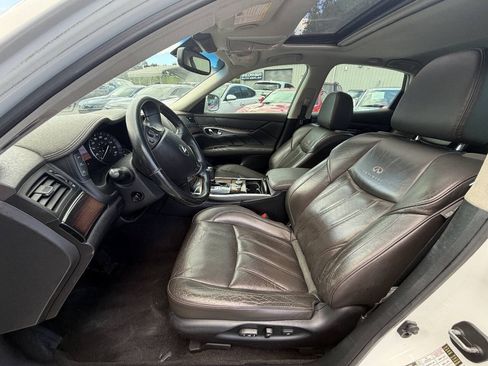 Used 2011 INFINITI M37 w/ Deluxe Touring Pkg RWD image 12