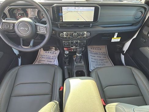 New 2026 Jeep Gladiator Mojave image 13
