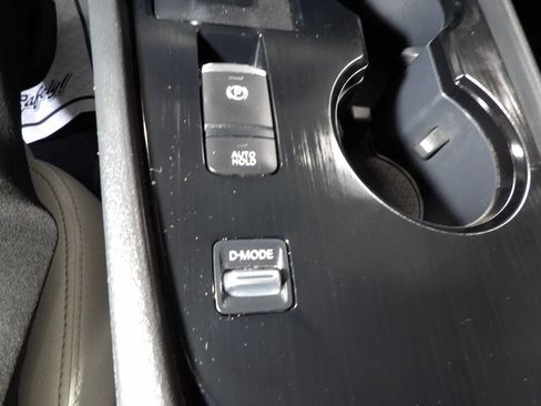 Used 2022 Nissan Rogue SV FWD image 17