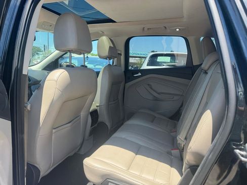 Used 2017 Ford Escape Titanium FWD image 8