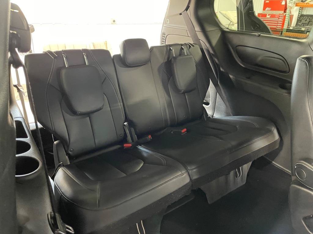 Used 2020 Chrysler Pacifica Touring-L AWD/4WD image 17