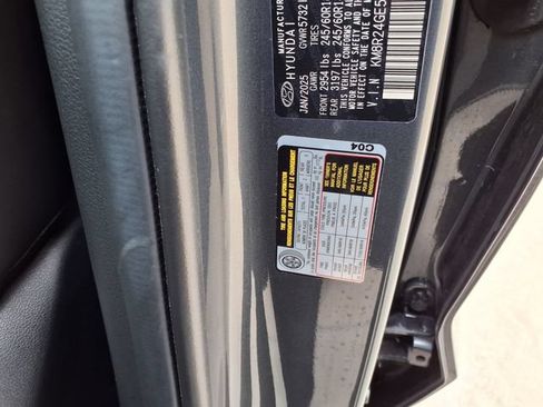 Used 2025 Hyundai Palisade SEL FWD image 34
