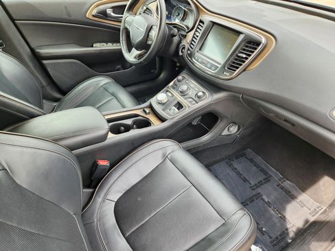 Used 2016 Chrysler 200 C w/ Premium Group image 16