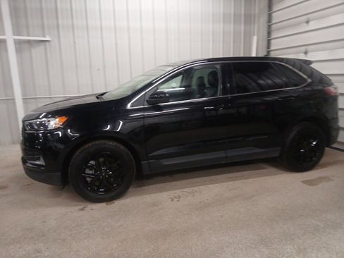 Certified 2024 Ford Edge SEL image 2