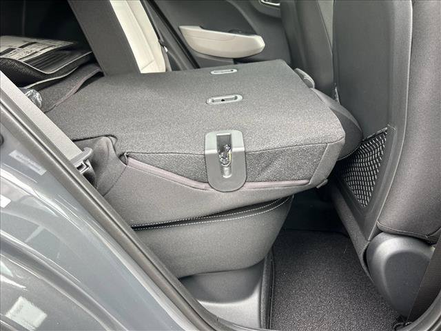 Used 2026 Hyundai Venue SEL FWD image 25