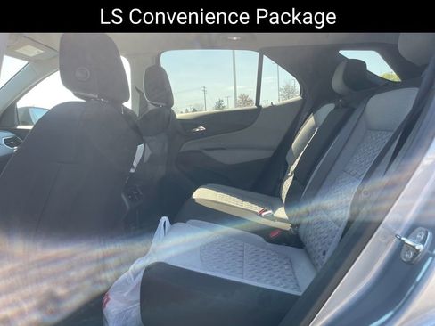 Certified 2023 Chevrolet Equinox LS w/ LS Convenience Package FWD image 10