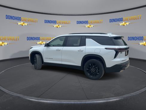 New 2026 Chevrolet Traverse LT w/ Midnight/Sport Edition AWD/4WD image 9